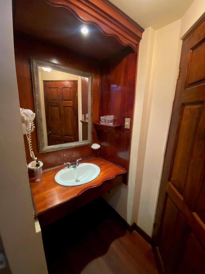 Casa Mora B&B Cartago Kültér fotó